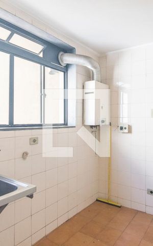 Apartamento à venda com 133m², 3 quartos e 2 vagas Apartamento à venda com 133m², 3 quartos e 2 vagasÁrea de Serviço