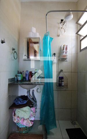 Casa de condomínio à venda com 100m², 2 quartos e 1 vagaBanheiro da Suíte