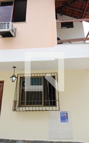 Casa de condomínio à venda com 100m², 2 quartos e 1 vagaFachada