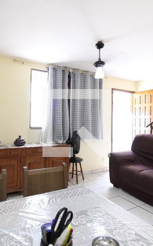 Casa de condomínio à venda com 100m², 2 quartos e 1 vagaSala