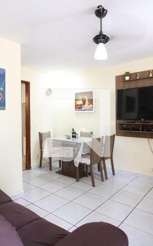 Casa de condomínio à venda com 100m², 2 quartos e 1 vagaSala