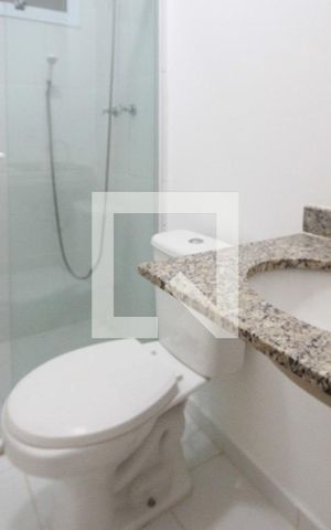 Apartamento à venda com 70m², 2 quartos e 1 vaga Apartamento à venda com 70m², 2 quartos e 1 vagaBanheiro