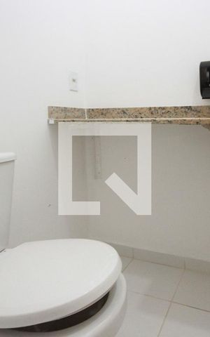 Apartamento à venda com 70m², 2 quartos e 1 vaga Apartamento à venda com 70m², 2 quartos e 1 vagaBanheiro
