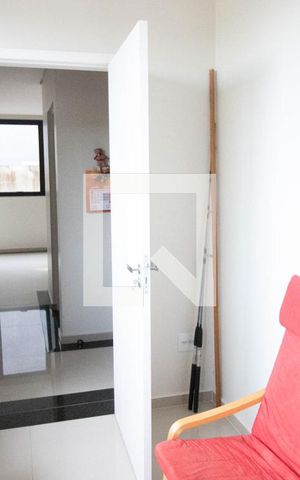 Casa de condomínio à venda com 405m², 3 quartos e 2 vagas Casa de condomínio à venda com 405m², 3 quartos e 2 vagasEscritório