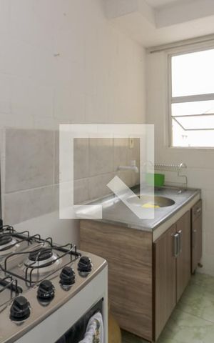 Apartamento à venda com 40m², 2 quartos e 1 vaga Apartamento à venda com 40m², 2 quartos e 1 vagaCozinha e Área de Serviço