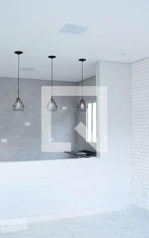 Casa de condomínio para alugar com 55m², 2 quartos e 2 vagasSala