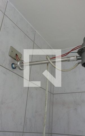 Studio para alugar com 23m², 0 quarto e sem vaga Studio para alugar com 23m², 0 quarto e sem vagaBanheiro