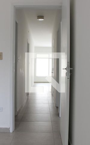 Casa para alugar com 180m², 3 quartos e 4 vagas Casa para alugar com 180m², 3 quartos e 4 vagasQuarto 2 detalhe