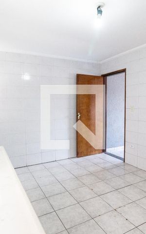 Casa à venda com 100m², 2 quartos e 1 vaga Casa à venda com 100m², 2 quartos e 1 vagaCozinha