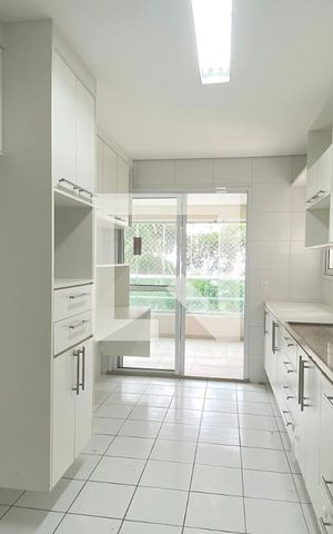 Apartamento à venda com 224m², 3 quartos e 3 vagasCozinha