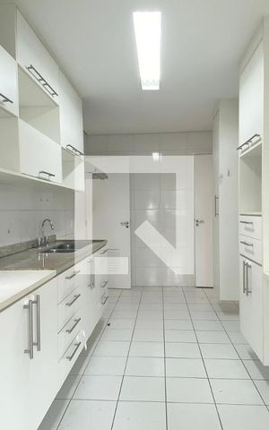 Apartamento à venda com 224m², 3 quartos e 3 vagasCozinha
