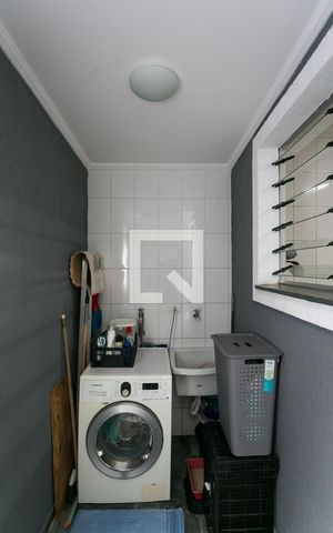 Casa à venda com 120m², 2 quartos e 2 vagas Casa à venda com 120m², 2 quartos e 2 vagasÁrea de Serviço