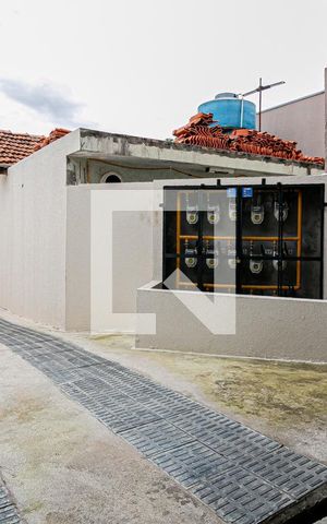 Studio para alugar com 33m², 2 quartos e sem vaga Studio para alugar com 33m², 2 quartos e sem vagaEstacionamento