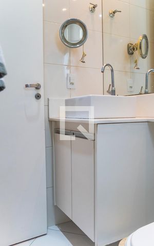 Apartamento à venda com 146m², 2 quartos e 2 vagasBanheiro da Suíte 1