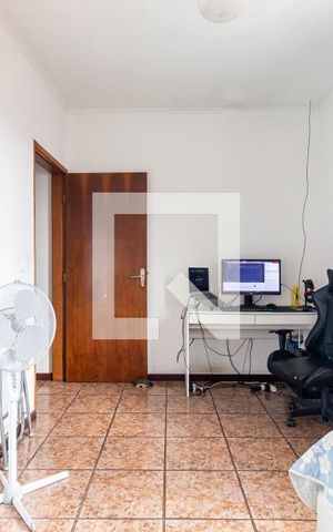 Casa à venda com 100m², 3 quartos e 2 vagasQuarto 3