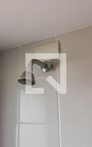 Apartamento para alugar com 200m², 4 quartos e 2 vagas Apartamento para alugar com 200m², 4 quartos e 2 vagasBanheiro de serviço