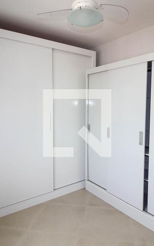 Apartamento para alugar com 200m², 4 quartos e 2 vagas Apartamento para alugar com 200m², 4 quartos e 2 vagasQuarto 4