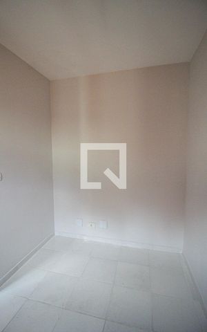 Apartamento para alugar com 200m², 4 quartos e 2 vagas Apartamento para alugar com 200m², 4 quartos e 2 vagasQuarto de Serviço