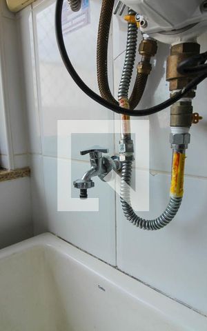 Apartamento para alugar com 200m², 4 quartos e 2 vagas Apartamento para alugar com 200m², 4 quartos e 2 vagasÁrea de Serviço