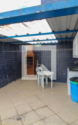 Apartamento para alugar com 200m², 4 quartos e 2 vagas Apartamento para alugar com 200m², 4 quartos e 2 vagasTerraço