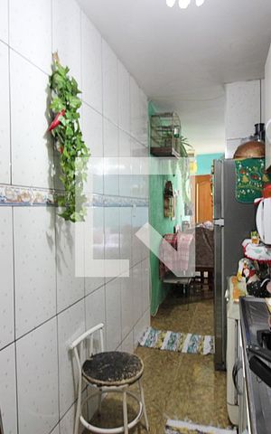 Apartamento para alugar com 45m², 2 quartos e sem vagaCozinha e Área de Serviço
