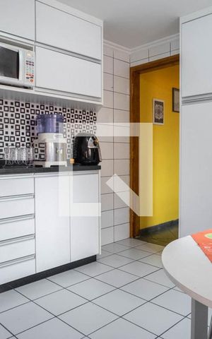 Casa para alugar com 125m², 2 quartos e 2 vagas Casa para alugar com 125m², 2 quartos e 2 vagasCozinha