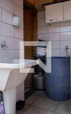 Casa para alugar com 125m², 2 quartos e 2 vagas Casa para alugar com 125m², 2 quartos e 2 vagasÁrea de Serviço