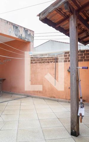 Casa para alugar com 125m², 2 quartos e 2 vagas Casa para alugar com 125m², 2 quartos e 2 vagasÁrea de Serviço