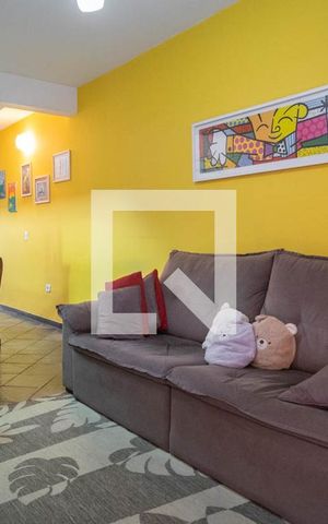 Casa para alugar com 125m², 2 quartos e 2 vagas Casa para alugar com 125m², 2 quartos e 2 vagasSala