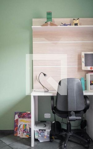 Casa para alugar com 125m², 2 quartos e 2 vagas Casa para alugar com 125m², 2 quartos e 2 vagasQuarto 2