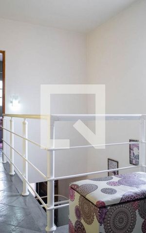 Casa para alugar com 125m², 2 quartos e 2 vagas Casa para alugar com 125m², 2 quartos e 2 vagasHall