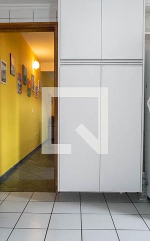 Casa para alugar com 125m², 2 quartos e 2 vagas Casa para alugar com 125m², 2 quartos e 2 vagasCozinha