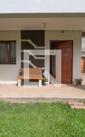 Casa à venda com 220m², 4 quartos e 1 vaga Casa à venda com 220m², 4 quartos e 1 vagaentrada da casa