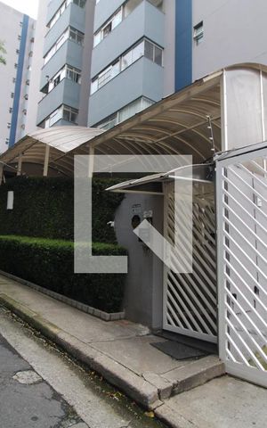 Apartamento à venda com 75m², 2 quartos e 1 vagaFachada