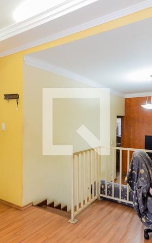 Casa à venda com 113m², 3 quartos e 2 vagasSala