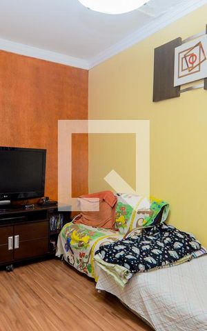 Casa à venda com 113m², 3 quartos e 2 vagasSala