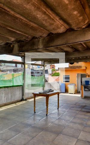 Casa à venda com 113m², 3 quartos e 2 vagasVaranda 