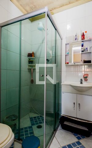Casa à venda com 113m², 3 quartos e 2 vagasBanheiro do Quarto 1
