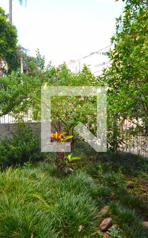 Apartamento à venda com 90m², 1 quarto e sem vagaÁrea comum