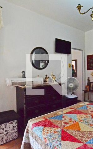 Apartamento à venda com 90m², 1 quarto e sem vagaquarto 