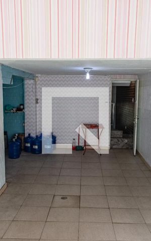 Casa à venda com 145m², 4 quartos e 1 vaga Casa à venda com 145m², 4 quartos e 1 vagaGaragem