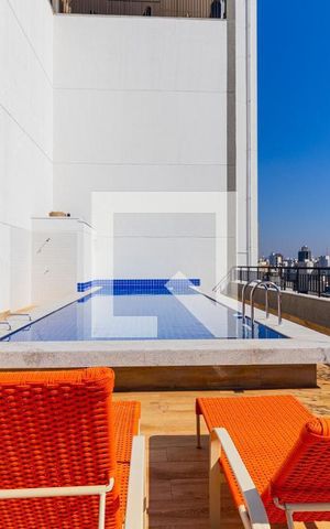 Studio à venda com 24m², 1 quarto e sem vaga Studio à venda com 24m², 1 quarto e sem vagaÁrea comum - Piscina