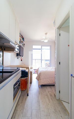 Studio à venda com 24m², 1 quarto e sem vaga Studio à venda com 24m², 1 quarto e sem vagaCozinha