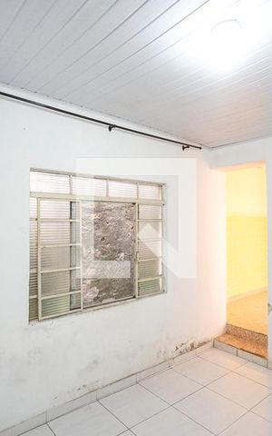 Casa de condomínio à venda com 302m², 5 quartos e sem vaga Casa de condomínio à venda com 302m², 5 quartos e sem vagaQuarto 02