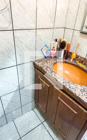 Casa de condomínio à venda com 302m², 5 quartos e sem vaga Casa de condomínio à venda com 302m², 5 quartos e sem vagaPia