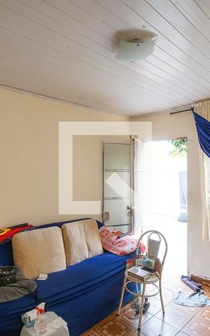 Casa de condomínio à venda com 302m², 5 quartos e sem vaga Casa de condomínio à venda com 302m², 5 quartos e sem vagaSala casa 3