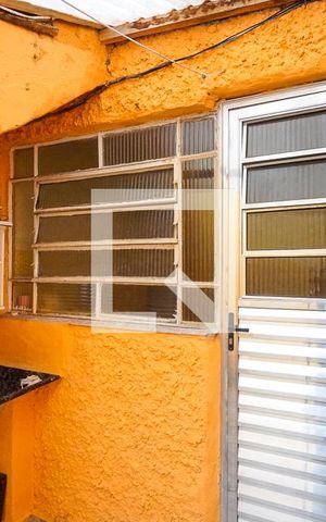 Casa de condomínio à venda com 302m², 5 quartos e sem vaga Casa de condomínio à venda com 302m², 5 quartos e sem vagaEntrada