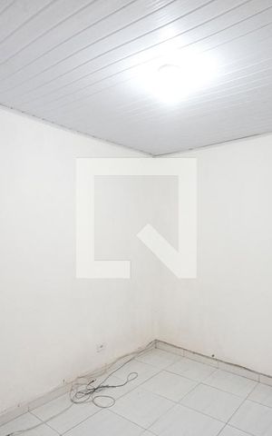 Casa de condomínio à venda com 302m², 5 quartos e sem vaga Casa de condomínio à venda com 302m², 5 quartos e sem vagaQuarto 02