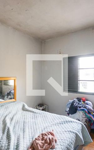 Casa de condomínio à venda com 302m², 5 quartos e sem vaga Casa de condomínio à venda com 302m², 5 quartos e sem vagaQuarto 01
