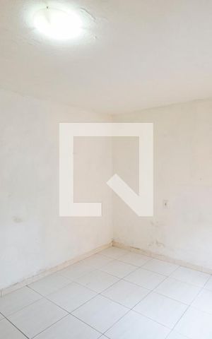Casa de condomínio à venda com 302m², 5 quartos e sem vaga Casa de condomínio à venda com 302m², 5 quartos e sem vagaQuarto 01